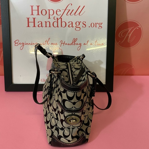 Coach F 14281 signature jacquard pleated Hand bag - Picture 3 of 9